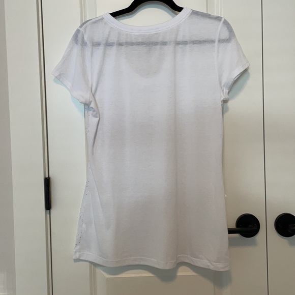 Banana Republic white t-shirt with bead detail - Picture 5 of 5